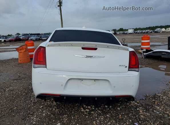 2C3CCABT5KH565039 2019 CHRYSLER 300 White Rear view