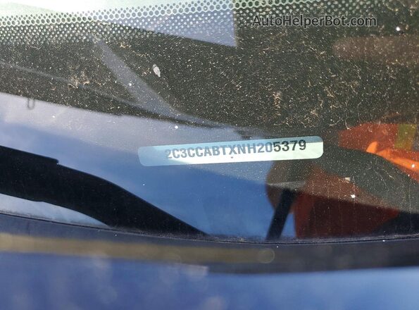 2C3CCABTXNH205379 2022 CHRYSLER 300 Black Вид підкапотного простору