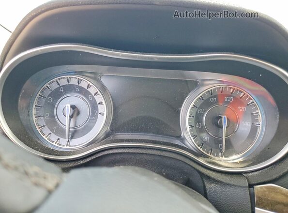 2C3CCAEG2GH111160 2016 CHRYSLER 300 Silver Instrument cluster view