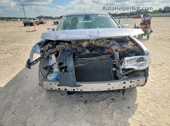 2C3CCAEG2GH111160 2016 CHRYSLER 300 Silver Front view