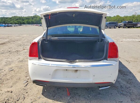 2C3CCAEG2KH659135 2019 CHRYSLER 300 White Вид ззаду