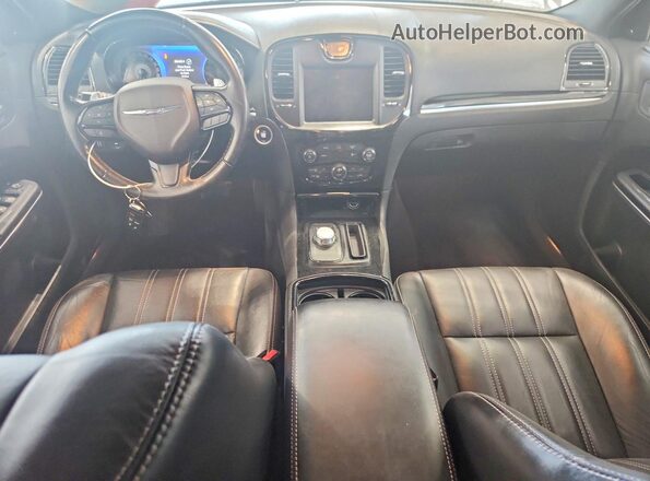 2C3CCAGG4JH191839 2018 CHRYSLER 300 Gray Առջևի վահանակի տեսք