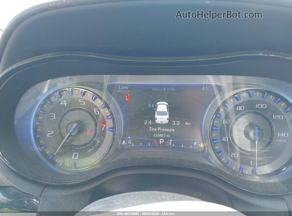 2C3CCAGG5JH226596 2018 CHRYSLER 300 Dark Blue Vista de los asientos traseros