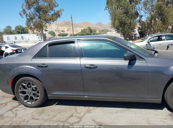 2C3CCAGG9JH267295 2018 CHRYSLER 300 Серый Вид задней части салона