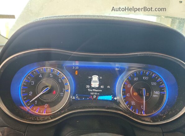 2C3CCAKG4GH128692 2016 CHRYSLER 300 Белый Вид щитка приборов