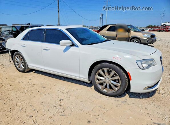 2C3CCARG5HH534939 2017 CHRYSLER 300 Белый Передняя правая четверть