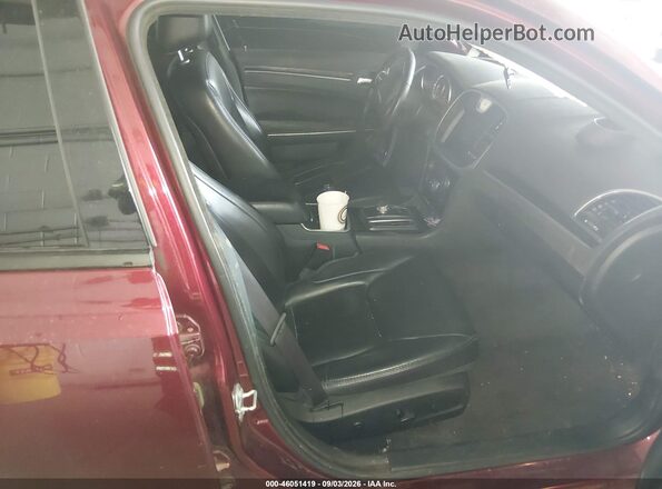 2C3CCARG9HH522003 2017 CHRYSLER 300 Burgundy Widok wnętrza z przodu