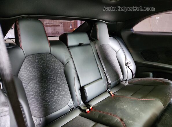 2C3CDBCK2SR559895 2025 DODGE CHARGER Серебряный Вид задних сидений