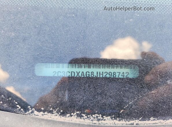 2C3CDXAG8JH298742 2018 DODGE CHARGER Black Widok komory silnika