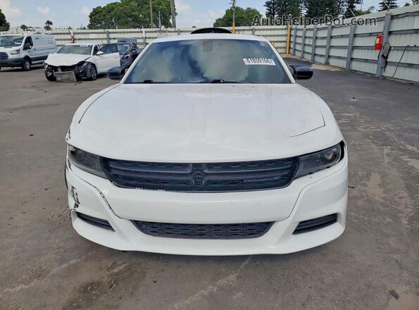 2C3CDXBG0NH216202 2022 DODGE CHARGER White Widok z przodu