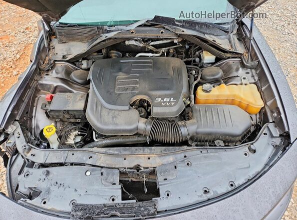 2C3CDXBG1KH732628 2019 DODGE CHARGER Gray Rear interior view