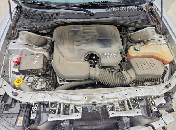 2C3CDXBG1PH547485 2023 DODGE CHARGER Silver Vista interior trasera