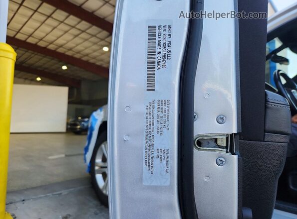 2C3CDXBG1PH547485 2023 DODGE CHARGER Silver Vista de la etiqueta del VIN