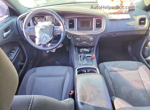2C3CDXBG2GH155597 2016 DODGE CHARGER Silver Widok deski rozdzielczej