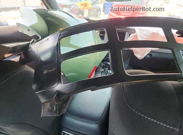 2C3CDXBG3PH647491 2023 DODGE CHARGER Green Dashboard view