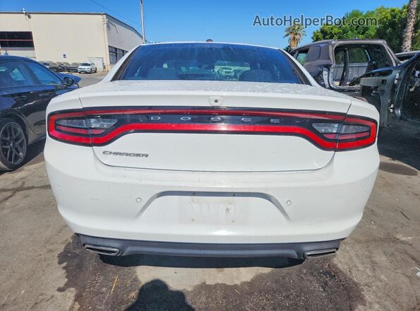 2C3CDXBG5NH196657 2022 DODGE CHARGER White Widok z tyłu