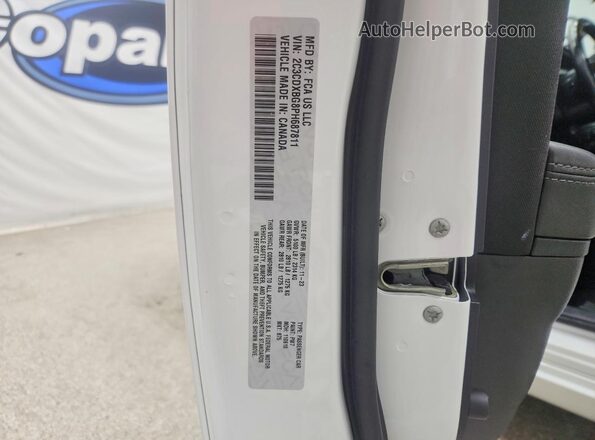 2C3CDXBG8PH687811 2023 DODGE CHARGER White Widok komory silnika