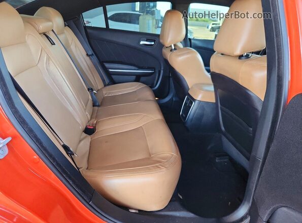 2C3CDXCT6KH742809 2019 DODGE CHARGER Оранжевый Вид задней части салона