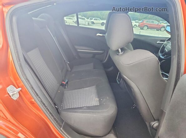 2C3CDXGJ1LH221863 2020 DODGE CHARGER Orange Rear seats view