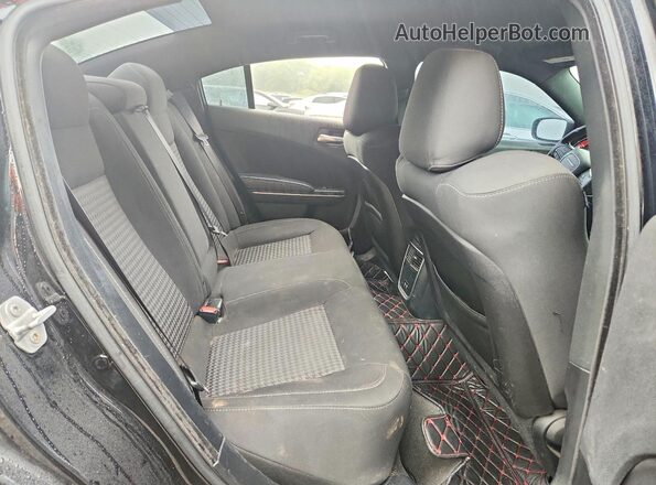2C3CDXGJ5KH662748 2019 DODGE CHARGER Черный Вид задних сидений