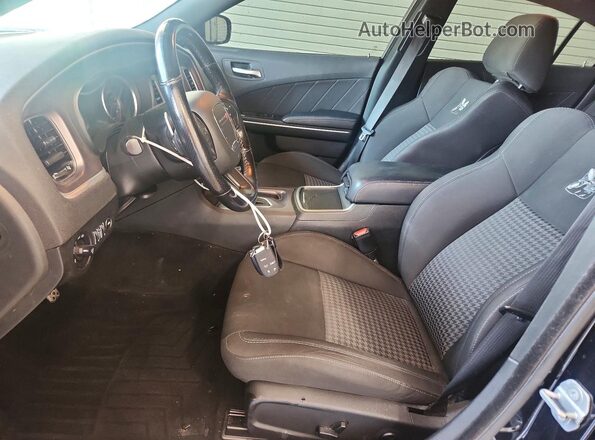 2C3CDXGJ7KH760468 2019 DODGE CHARGER Черный Вид салона спереди