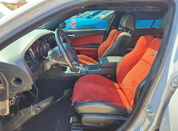 2C3CDXGJ9MH669205 2021 DODGE CHARGER Серый Вид салона спереди