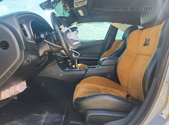 2C3CDXGJXMH634978 2021 DODGE CHARGER Silver წინა სალონის ხედი