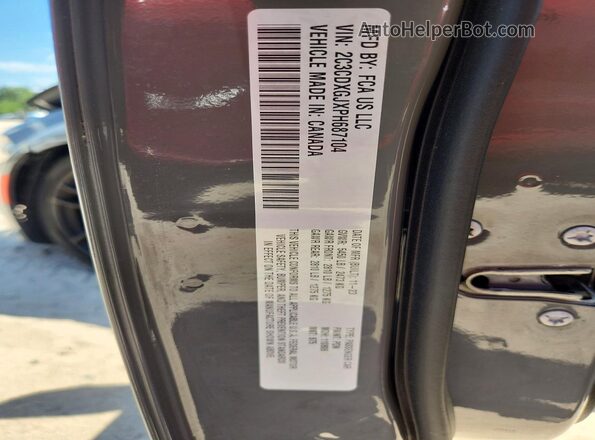 2C3CDXGJXPH687104 2023 DODGE CHARGER Gray Widok naklejki z numerem VIN