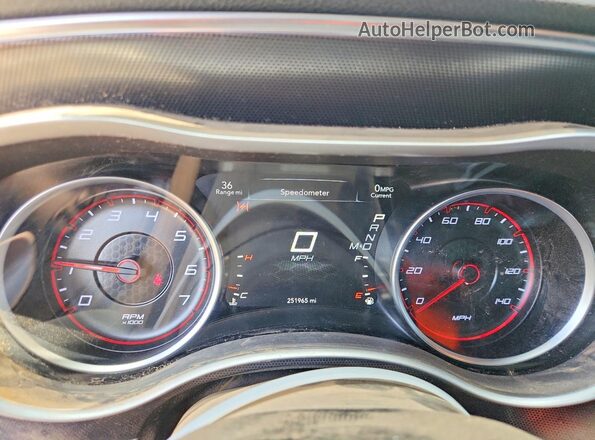 2C3CDXHG2JH210127 2018 DODGE CHARGER Угольный Вид щитка приборов