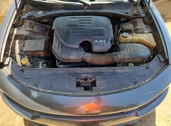 2C3CDXHG2JH210127 2018 DODGE CHARGER Угольный Вид задней части салона