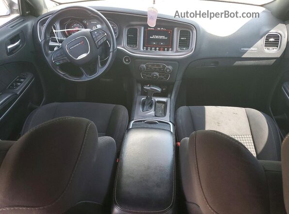 2C3CDXHG4KH608554 2019 DODGE CHARGER Белый Вид панели приборов