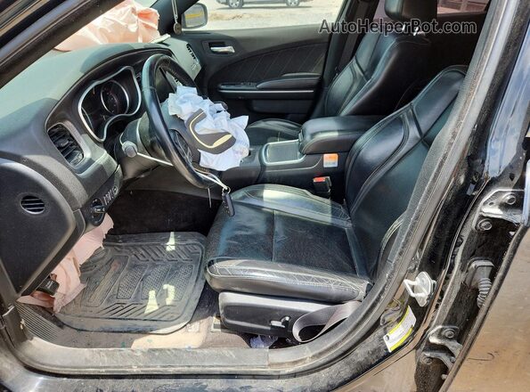 2C3CDXHG7JH158106 2018 DODGE CHARGER Black Вид салону спереду