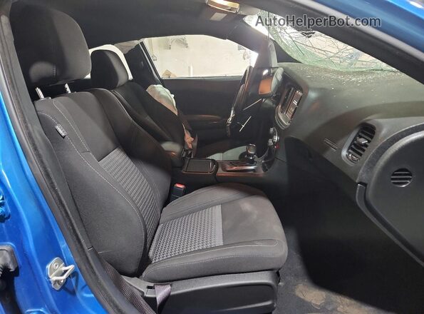 2C3CDXJG0PH675959 2023 DODGE CHARGER Blue Widok wnętrza z przodu