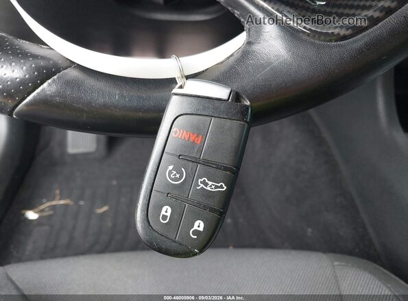 2C3CDXJG2KH757880 2019 DODGE CHARGER Белый Вид панели приборов