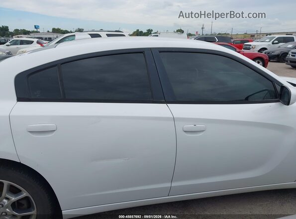 2C3CDXJG6GH160738 2016 DODGE CHARGER White Widok wnętrza z tyłu