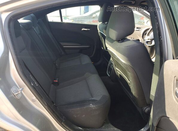 2C3CDXJG8JH277728 2018 DODGE CHARGER Silver Вид задніх сидінь