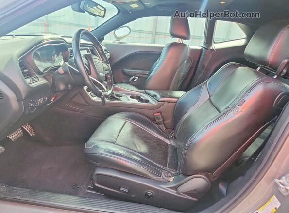 2C3CDZAG0HH513956 2017 DODGE CHALLENGER Gray Front interior view