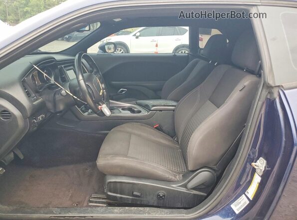 2C3CDZAG0HH598121 2017 DODGE CHALLENGER Blue Вид салону спереду
