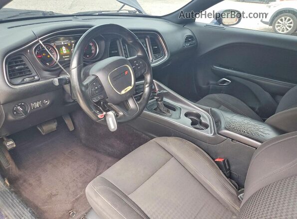 2C3CDZAG0HH598121 2017 DODGE CHALLENGER Blue Вид панелі приладів
