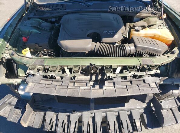 2C3CDZAG1LH213738 2020 DODGE CHALLENGER Green უკანა სალონის ხედი