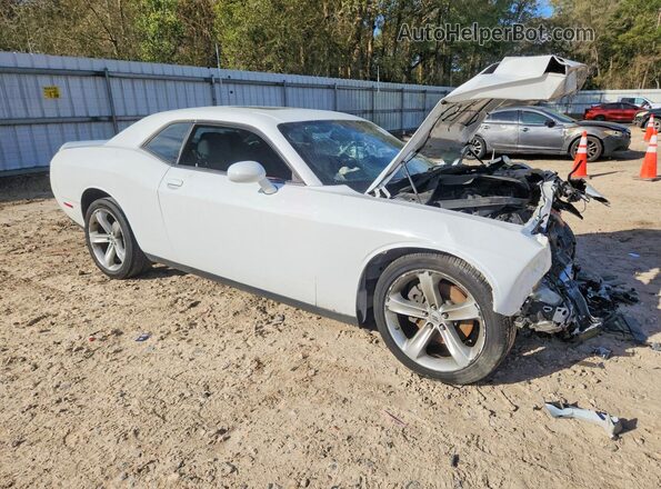 2C3CDZAG2JH172517 2018 DODGE CHALLENGER Белый Передняя правая четверть