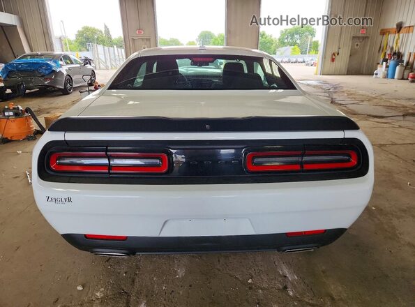 2C3CDZAGXNH263265 2022 DODGE CHALLENGER Белый Вид сзади