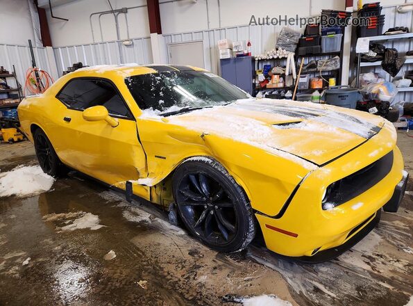 2C3CDZBT0JH178652 2018 DODGE CHALLENGER Yellow Передня права чверть