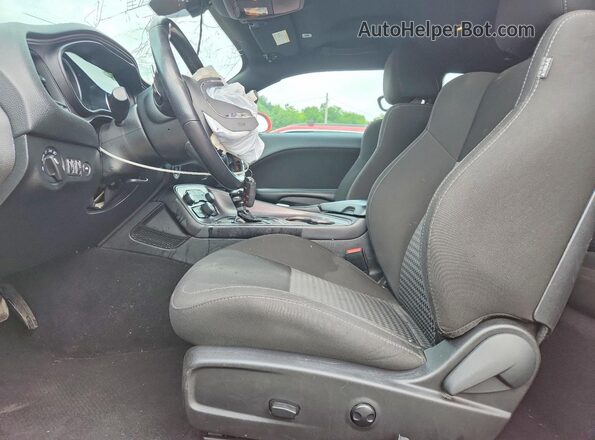 2C3CDZBT2PH540070 2023 DODGE CHALLENGER Red Front interior view