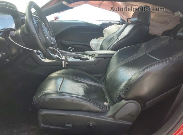 2C3CDZBT5GH218247 2016 DODGE CHALLENGER Red Front interior view