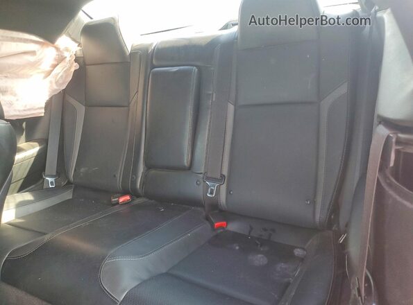 2C3CDZBT5GH218247 2016 DODGE CHALLENGER Red Rear seats view