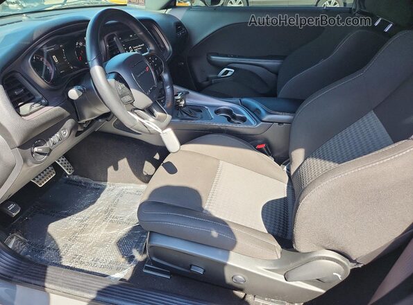 2C3CDZBT7PH650077 2023 DODGE CHALLENGER Gray Front interior view