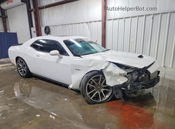2C3CDZBT8PH654607 2023 DODGE CHALLENGER Белый Передняя правая четверть