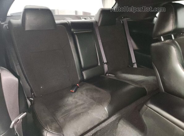 2C3CDZBT8PH654607 2023 DODGE CHALLENGER Белый Вид задних сидений