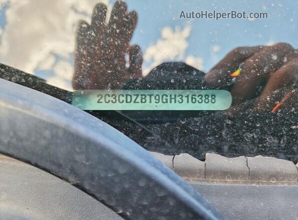 2C3CDZBT9GH316388 2016 DODGE CHALLENGER Blue Вид підкапотного простору